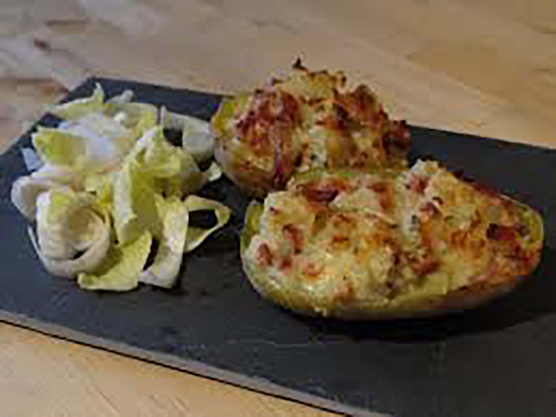 Présentation de Pommes de terre gratinées « Accompagnement plat de Noël »